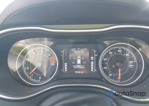 2020 Jeep Cherokee Latitude Plus Fwd z USA, uszkodzony, nr VIN 1C4PJLLB8LD556063